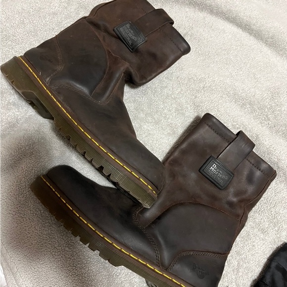 Doc Marten 2295 EXTRA WIDE LEATHER SLIP ON WORK BOOTS Volcano Brown Men’s 10 (F) - Picture 2 of 10